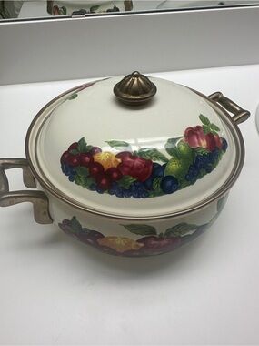 Vintage Lincoware Ceramic Dish with Lid (NWOT)